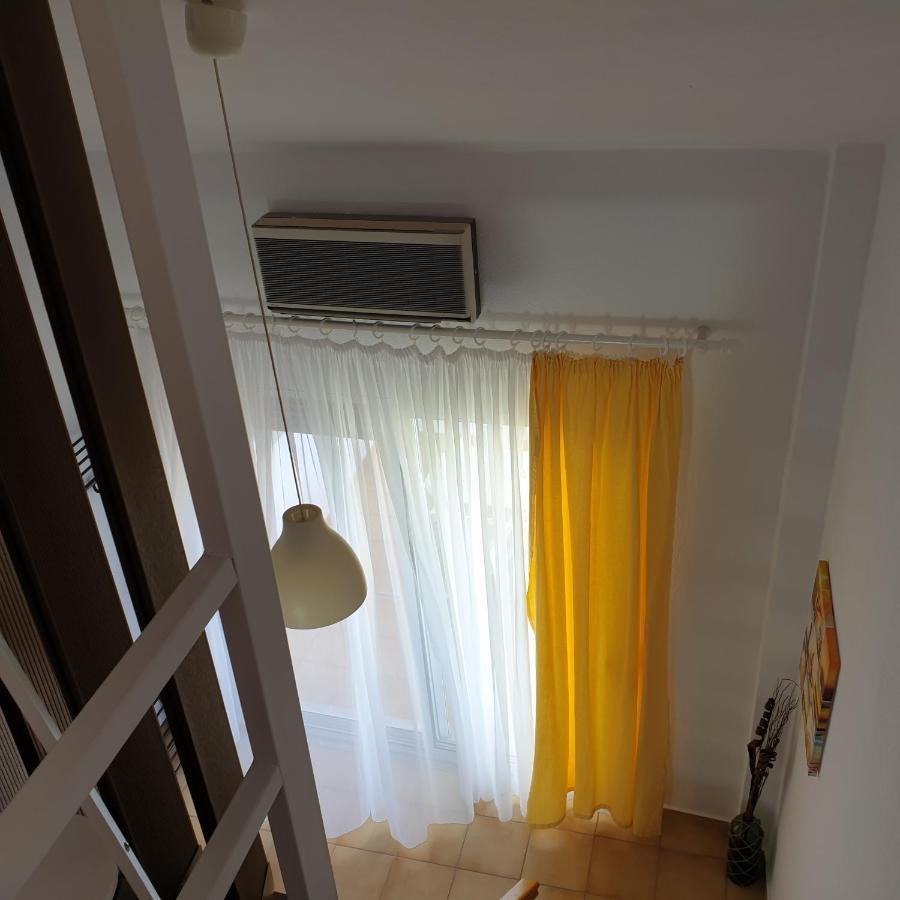 Amparoudes Apartment Kriopigi Bagian luar foto