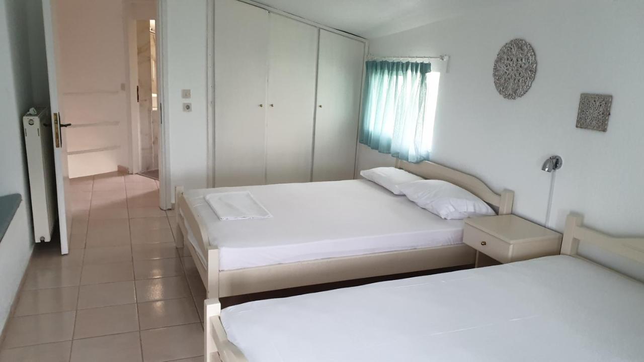 Amparoudes Apartment Kriopigi Bagian luar foto